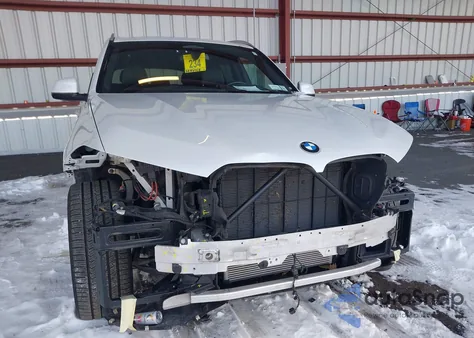 2020 BMW X5 xDrive40I z USA, uszkodzony, nr VIN 5UXCR6C05L9B83348